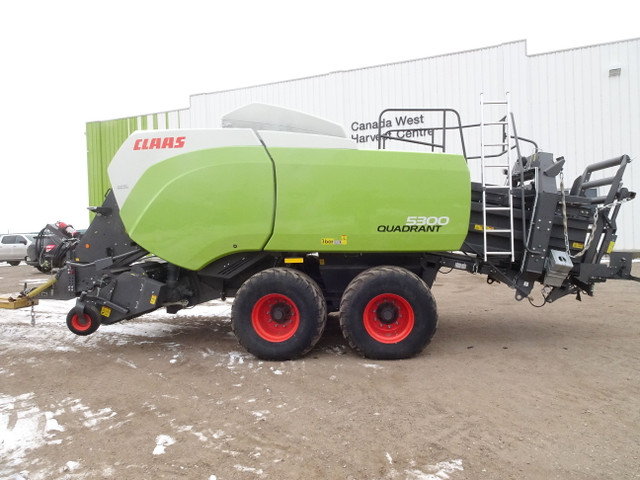 2020 CLAAS 5300 Quadrant Baler in Farming Equipment in Regina - Image 2