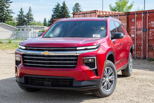 2025 Chevrolet Traverse LT AWD in Cars & Trucks in Edmonton - Image 2