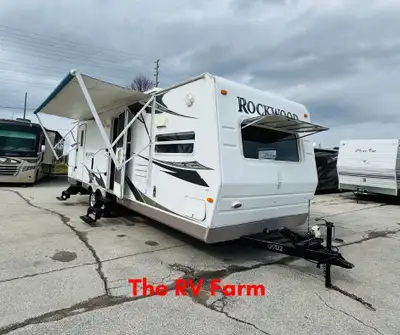 !! 2008 Forest River Rockwood Ultra Lite Spacious Lightweight Travel Trailer !! ✅ Sleeps: Up to 6 Pe...
