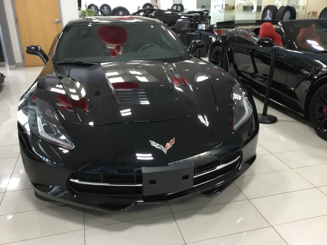 2019 Chevrolet Corvette in Cars & Trucks in Oshawa / Durham Region - Image 2