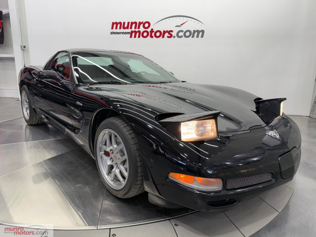 2003 Chevrolet Corvette in Cars & Trucks in Brantford - Image 2