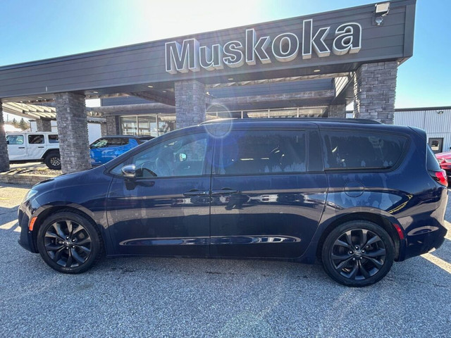 2020 Chrysler Pacifica Limited 35th Anniversary in Cars & Trucks in Muskoka - Image 3
