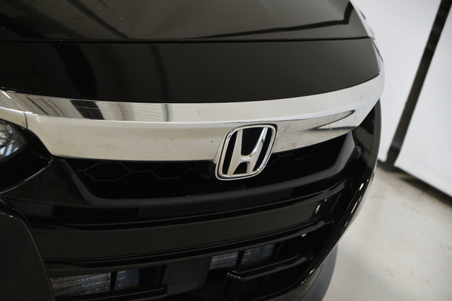 2018 Honda Accord Sedan Touring / Carplay / Aff.Tête haute / Toi in Cars & Trucks in Longueuil / South Shore - Image 3