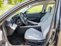 Low Mileage, Leather Seats, Sunroof, Premium Audio, Wi-Fi, Heated Steering Wheel! Compare at $28854... (image 7)