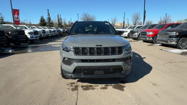 2024 Jeep Compass Altitude | Sunroof | Apple CarPlay in Cars & Trucks in Edmonton - Image 3
