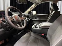 TRAILER SWAY CONTROL, REAR STEP BUMPER, RADIO DATA SYSTEM, TRACTION CONTROL, AIR CONDITIONING, POWER... (image 8)
