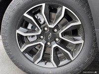 This Chevrolet Trailblazer has a durable Gas I3 1.3L/ engine powering this Automatic transmission. *... (image 5)