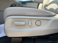 Recent Arrival! 3rd row seats: split-bench, 7 Speakers, AM/FM radio, Apple CarPlay/Android Auto, Aut... (image 6)