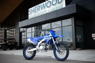 Engine Type: Single-Cylinder Displacement: 15.3 cu. in. (250 cc) Bore and Stroke: Bore: 3.03 in. (77...