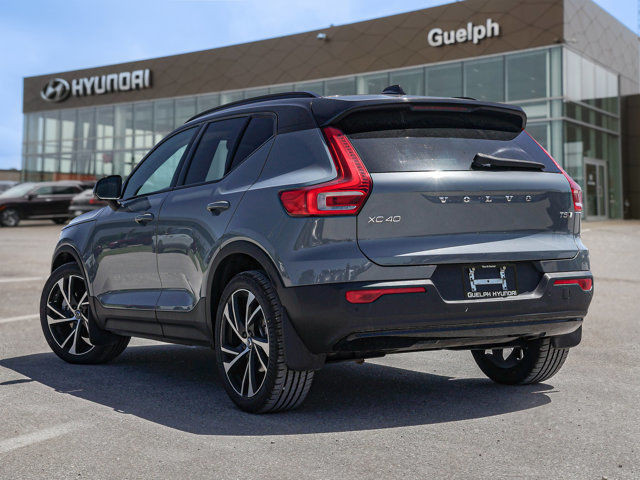 2021 Volvo XC40 R-Design T5 AWD | Panoroof | Leather | Premium in Cars & Trucks in Guelph - Image 4