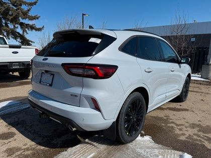 2025 Ford Escape ST-LINE ELITE HEV w/TOW PKG, MNRF & 19" WHEELS in Cars & Trucks in Edmonton - Image 3