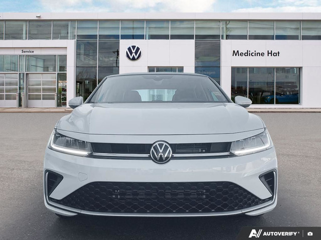 2025 Volkswagen JETTA Highline 2025 Volkswagen Jetta – Modern St in Cars & Trucks in Medicine Hat - Image 3