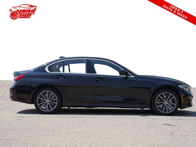 2021 BMW 3 Series 330e, Sunroof, Wireless Apple carplay. in Cars & Trucks in Oakville / Halton Region - Image 4