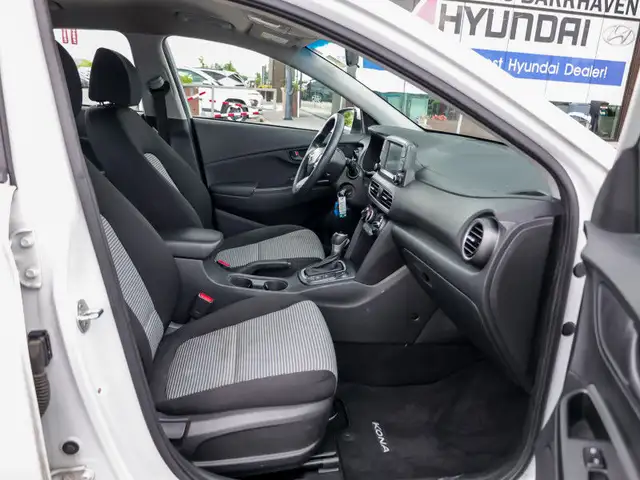 2021 Hyundai Kona 2.0L Essential FWD - Heated Seats - $131 B/W dans Autos et camions dans Ottawa - Image 12