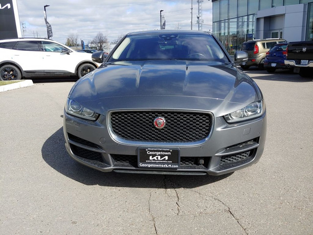 2018 Jaguar XE Prestige 2.0L AWD | SUNROOF | NAV | HTD SEATS in Cars & Trucks in Oakville / Halton Region - Image 2