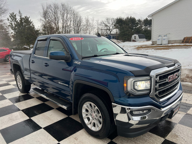 2019 GMC SIERRA K1500 SLE - 4WD, Tow PKG, Bed liner, Heated seat in Cars & Trucks in Annapolis Valley - Image 4