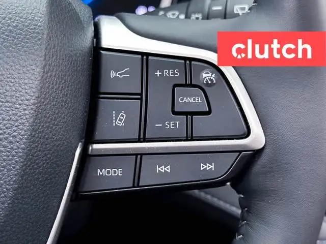2024 Toyota Highlander Hybrid XLE AWD w/ Apple CarPlay, Heated F in Cars & Trucks in Ottawa - Image 29