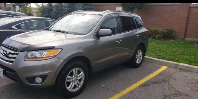 2011 Hyundai SANTA FE GL in Cars & Trucks in Kitchener / Waterloo
