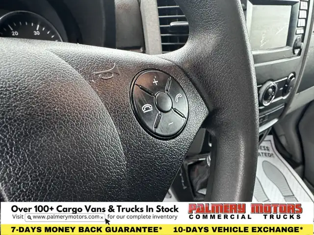 2017 Mercedes-Benz Sprinter 2500 144" HIGH ROOF 4X4 +LOW RANGE dans Autos et camions dans Région de Mississauga/Peel - Image 33