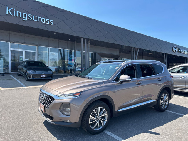 2020 Hyundai Santa Fe Preferred 2.4 w/Sun & Leather Package P... in Cars & Trucks in City of Toronto