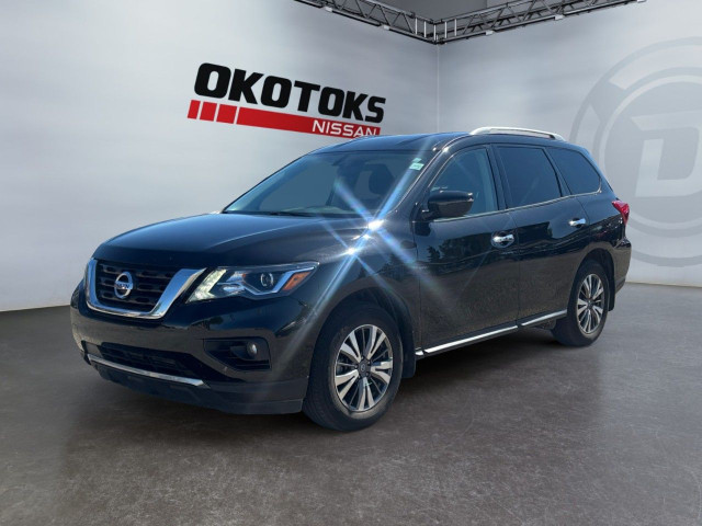 2019 Nissan Pathfinder in Cars & Trucks in Calgary