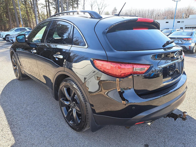 INFINITI QX70 Traction intégrale 2017 in Cars & Trucks in Saint-Hyacinthe - Image 4