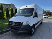 2022 Mercedes Benz Sprinter 2500 170in. $57,810 + $995 Processing fee = $58,805 Total obligation bef... (image 3)