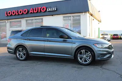 Drive the 2019 Volkswagen Jetta 1.4T where style meets performance! Experience a dynamic ride with i...