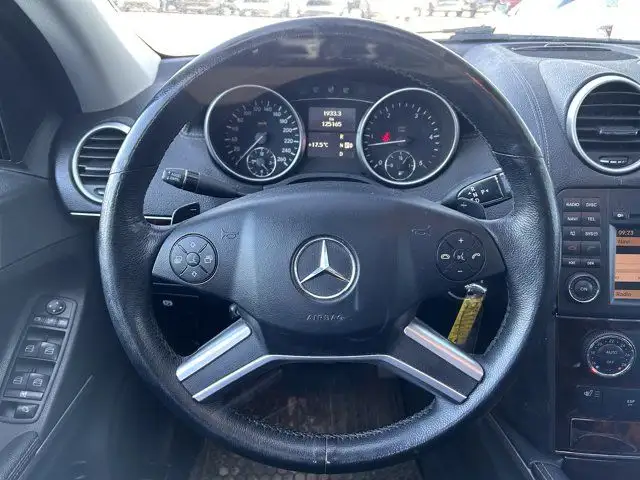 2009 Mercedes-Benz GL-Class 3.0L BlueTEC in Cars & Trucks in Calgary - Image 14