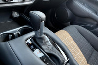 The 2025 Honda HR-V 2WD LX-B CVT is a practical and stylish compact SUV designed for efficient every... (image 9)