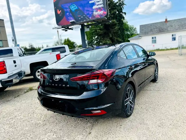 2020 Hyundai Elantra Preferred w/Sun & Safety Package IVT in Cars & Trucks in Edmonton - Image 6