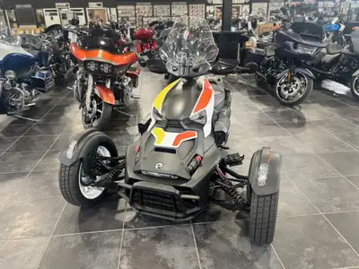Oppotunity doesn't knock it RUMBLES!!! Looking for a Have you always wanted a Harley? PLUS HST&LICEN...