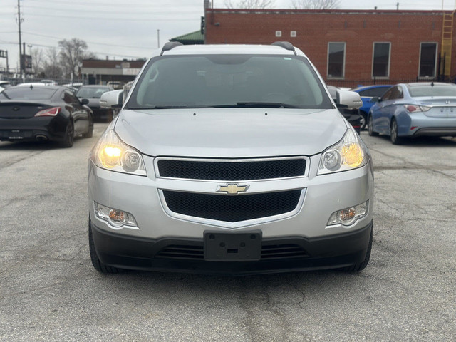 2010 Chevrolet Traverse FWD 4dr 1LT in Cars & Trucks in City of Toronto - Image 2
