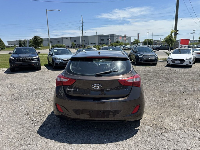 2016 Hyundai Elantra GT 5dr Hatchback MANUAL in Cars & Trucks in London - Image 4