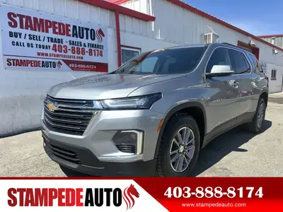 LT | AWD | 7-PASSENGER This 2023 Chevrolet Traverse LT AWD is a three-row midsize SUV that blends ro...