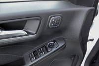 1 OWNER TRADE, ACCIDENT FREE, LOADED WITH LEATHER, NAVIAGTAION,PANORAMIC ROOF, ADAPTIVE CRUISE CONTR... (image 6)