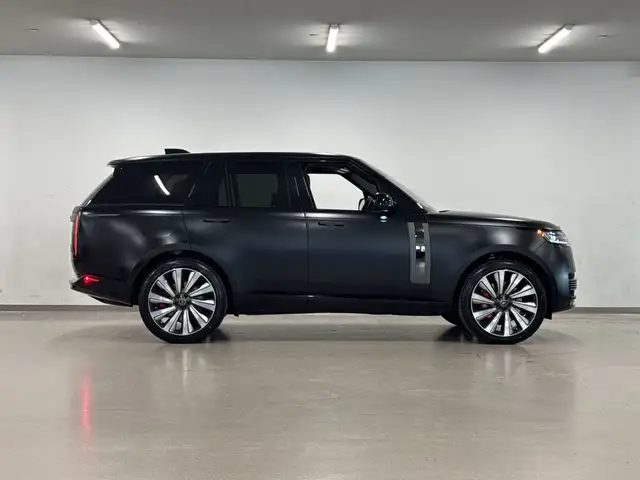 2023 Land Rover NEW RANGE ROVER P530 SV SWB in Cars & Trucks in City of Montréal - Image 12