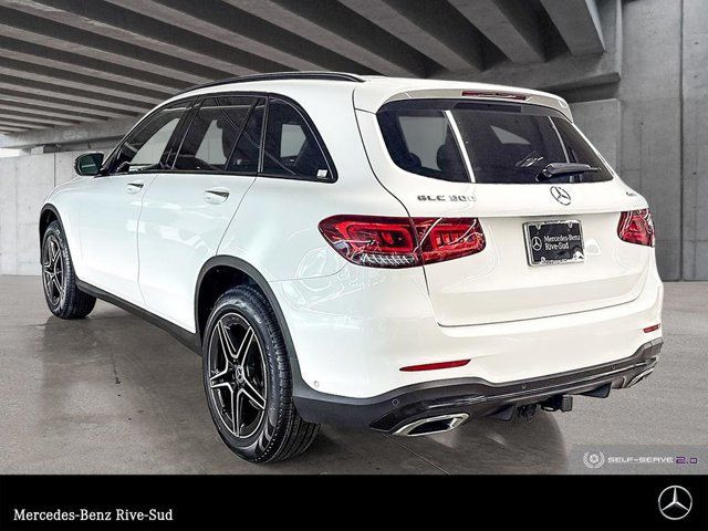 2022 Mercedes-Benz GLC 300 4MATIC SUV | Premium Package in Cars & Trucks in Longueuil / South Shore - Image 3