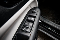 This 2022 Jeep Compass is for sale today. This SUV has 61,252 kms. It's black in colour . It has an... (image 9)