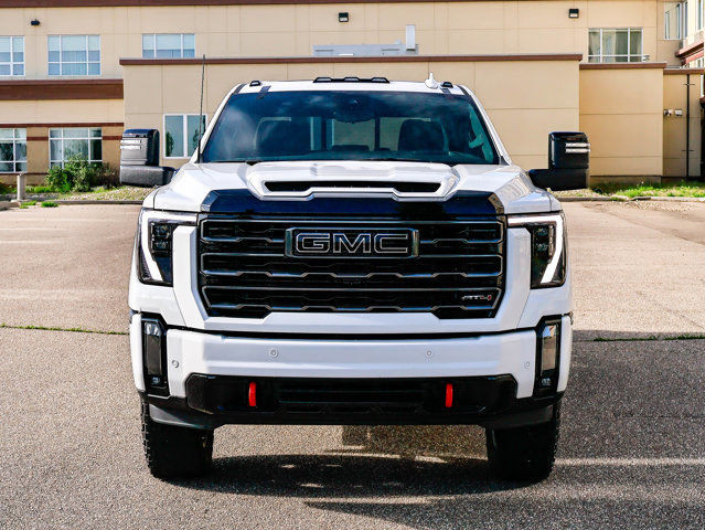 2024 GMC Sierra 2500HD AT4 6.6L in Cars & Trucks in Strathcona County - Image 3