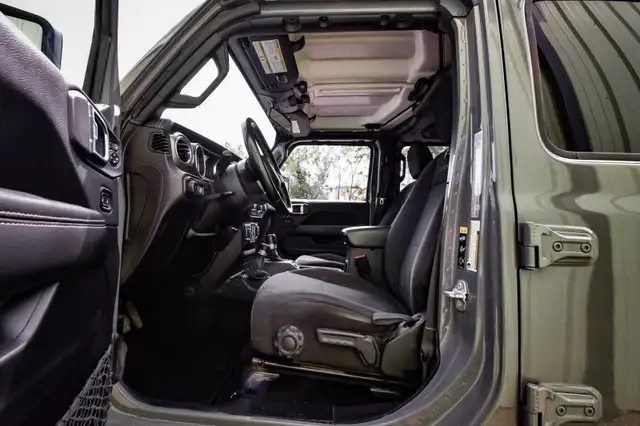 2021 Jeep Wrangler Sahara Unlimited • SIDE STEPS • CP/AA• R-V CA in Cars & Trucks in Ottawa - Image 29
