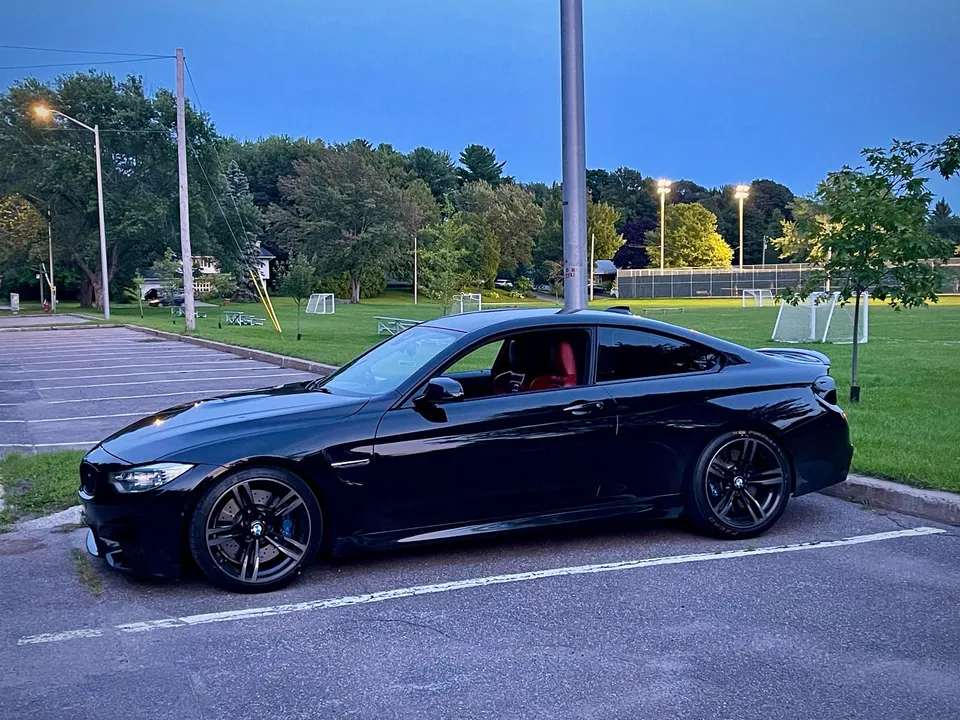 2015 BMW M4 M4