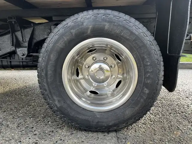 2017 gmc Sierra 3500HD 9 Foot Flat Deck 4WD in Heavy Trucks in Richmond - Image 37