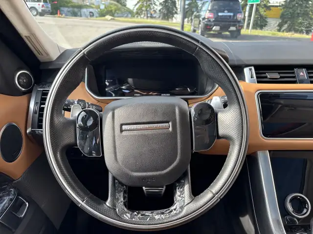 2020 Land Rover Range Rover Sport V8 Supercharged HSE Dynamic 5. in Cars & Trucks in Calgary - Image 14