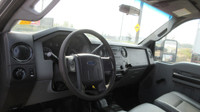 2015 Ford F-350 Flatbed Truck 4X4 Low Km's AMVIC LICENSED..... Ask for Special Financing & Leasing d... (image 9)