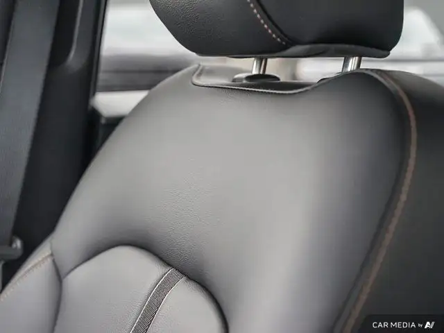 2025 Mazda CX-70 MHEV GS-L | Hybrid | AWD | Apple Carplay in Cars & Trucks in Windsor Region - Image 24