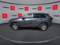 Low Mileage, Heated Seats, Apple CarPlay, Blind Spot Monitoring, Lane Keep Assist, Steering Wheel Au... (image 4)