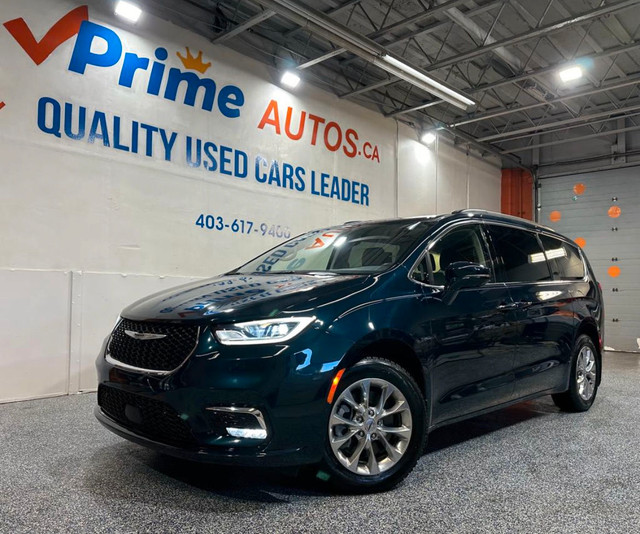 2022 Chrysler Pacifica Touring L AWD in Cars & Trucks in Calgary - Image 2