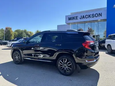 Top of the Line Denali Trim. This AWD Terrain has just been traded and has Super low kms only 30502K...