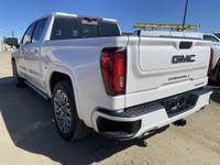 Perfect for those who understand the true capability of a refined truck, the 2023 GMC Sierra 1500 De... (image 5)